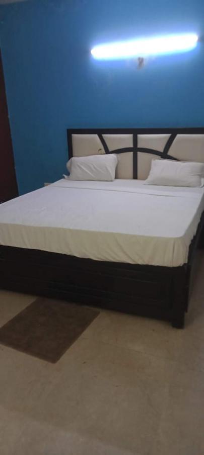 Hotel Inn Noida Buitenkant foto